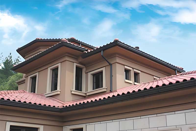 aluminum gutters in building